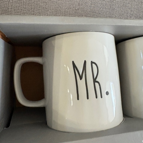Kirkland’s Home Mr. And Mrs. Mug Set White Wedding/Newlywed Gift - Picture 4 of 5
